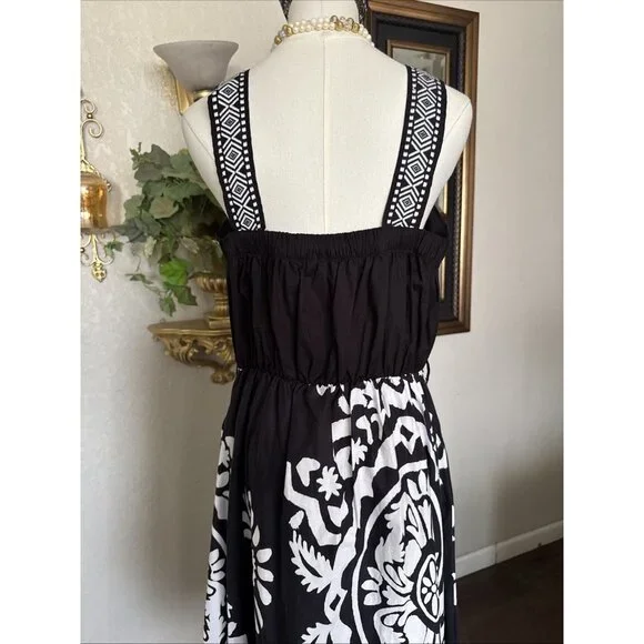 Women's Black & White Sun Dress | Resort Vacay Floral Medallion Print | … - Picture 6 of 16